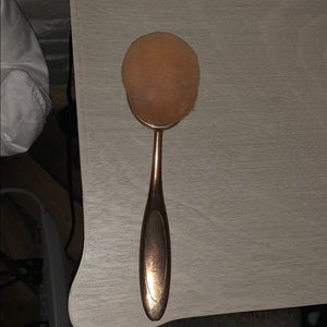 Foundation brush